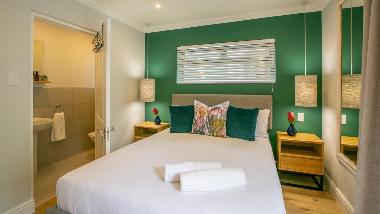 Hout & About Guest House Hout Bay Dış mekan fotoğraf