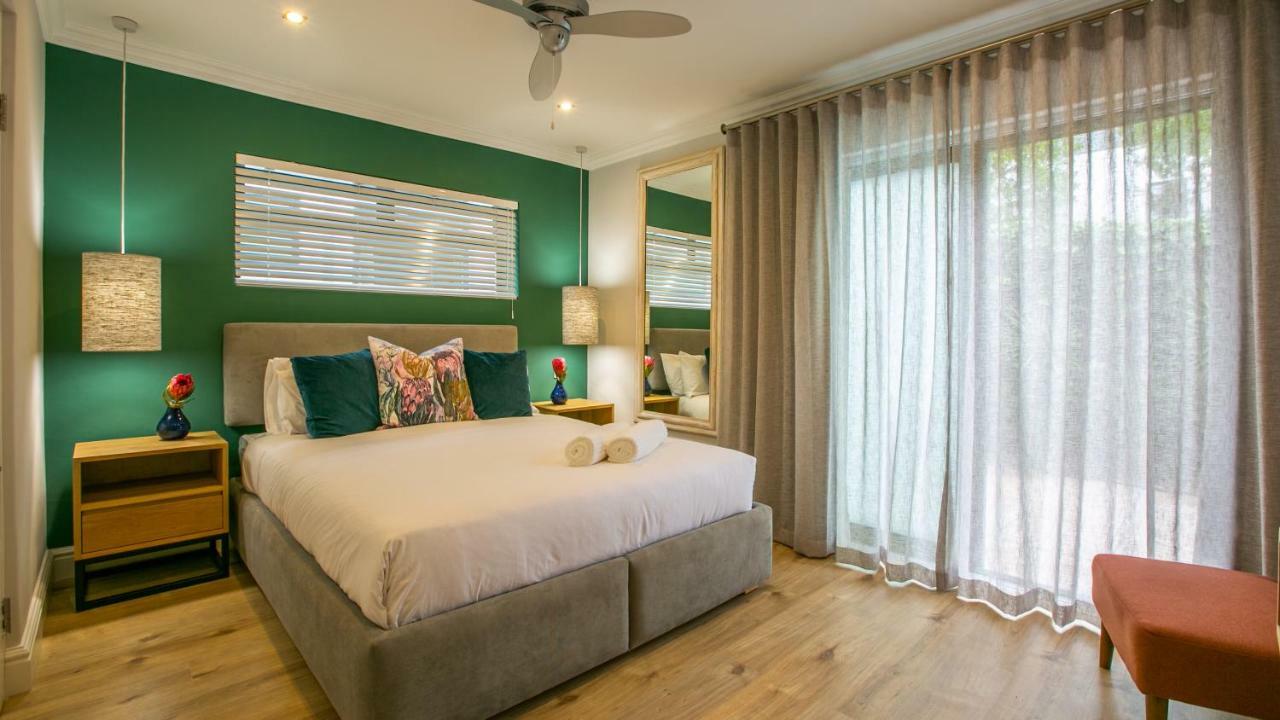 Hout & About Guest House Hout Bay Dış mekan fotoğraf