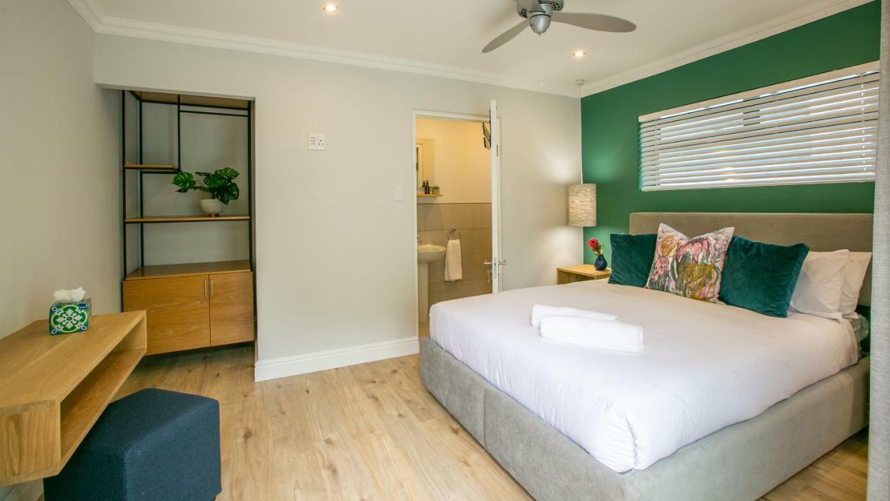 Hout & About Guest House Hout Bay Dış mekan fotoğraf